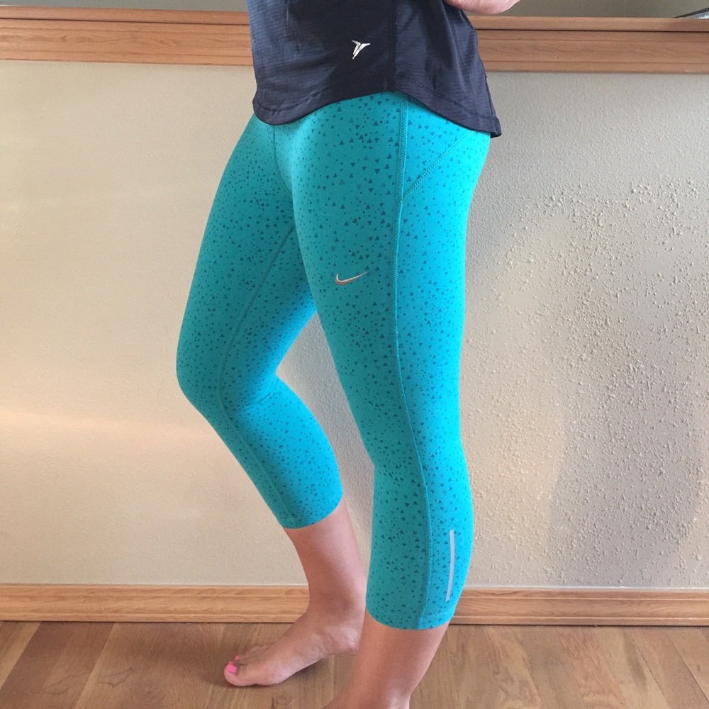 Nike Running Dri-Fit Crops - S